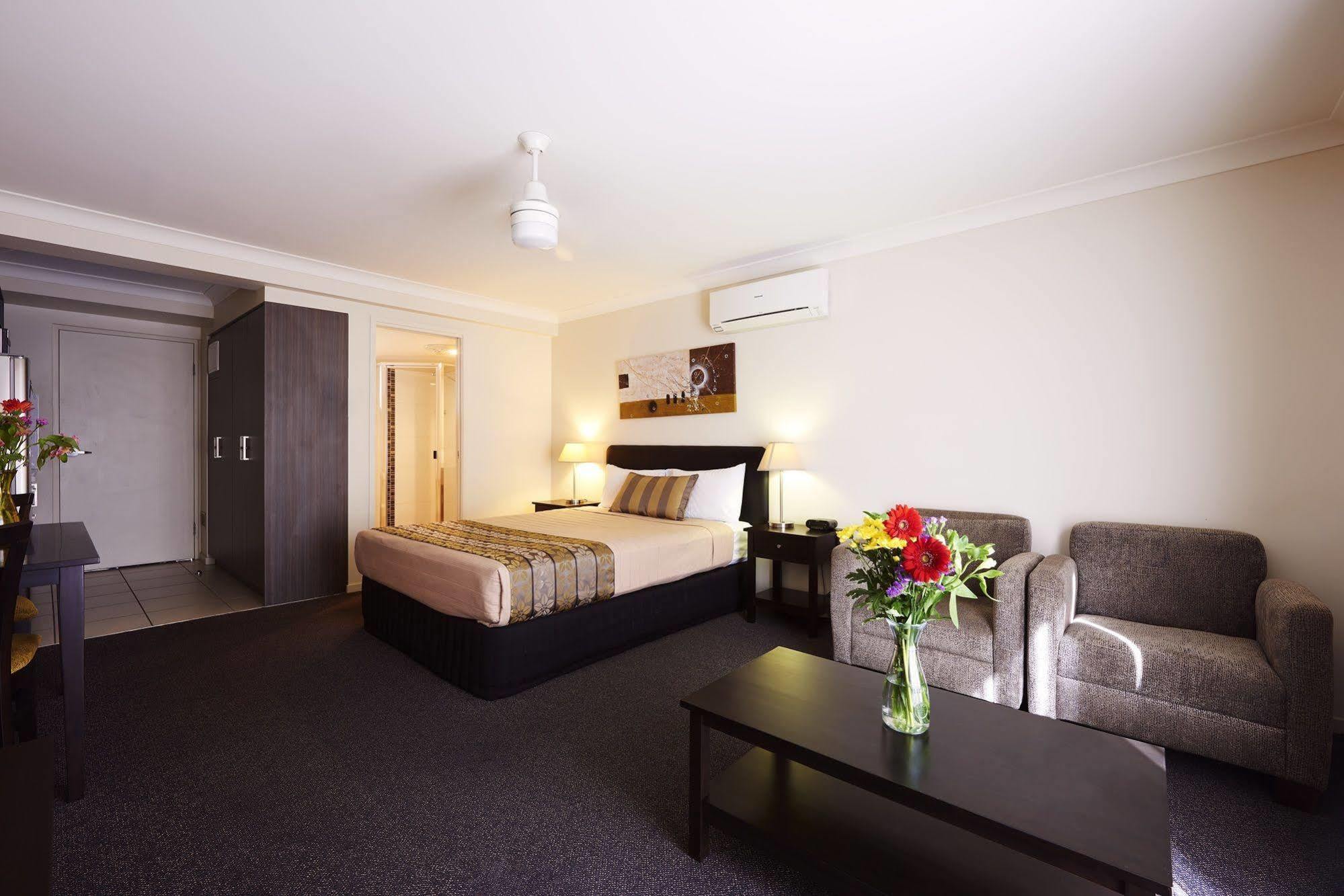 Blackwater Hotel Motel ภายนอก รูปภาพ